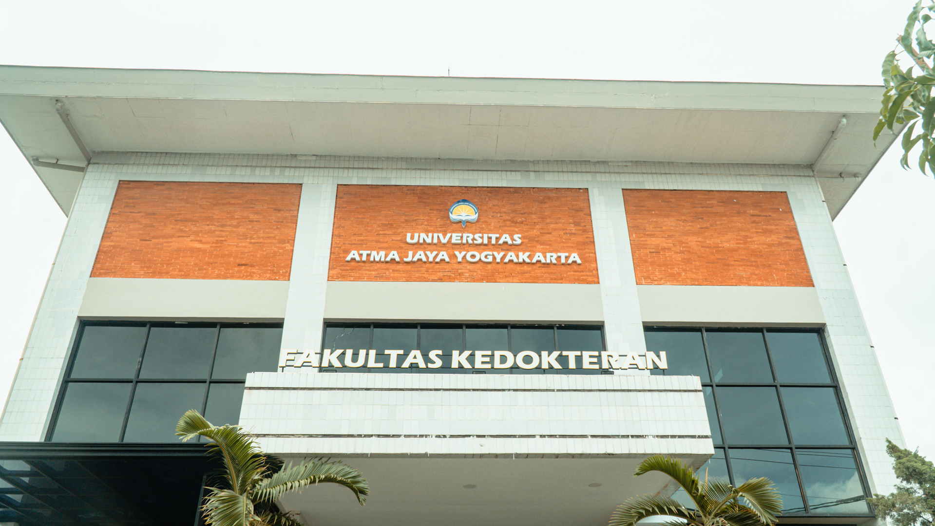 SK Pembukaan Fakultas Kedokteran Program Studi Kedokteran dan Program Studi Profesi Kedokteran UAJY Image